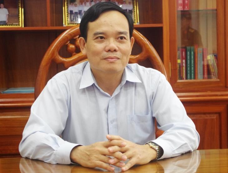 Kỷ niệm 50 năm Ngày truyền thống Sư đoàn 5 (23.11.1965 - 23.11.2015): Tô thắm hình ảnh bộ đội Cụ Hồ trong lòng nhân dân